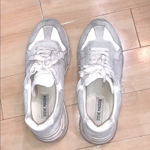 Steve Madden Chunky tennis shoes